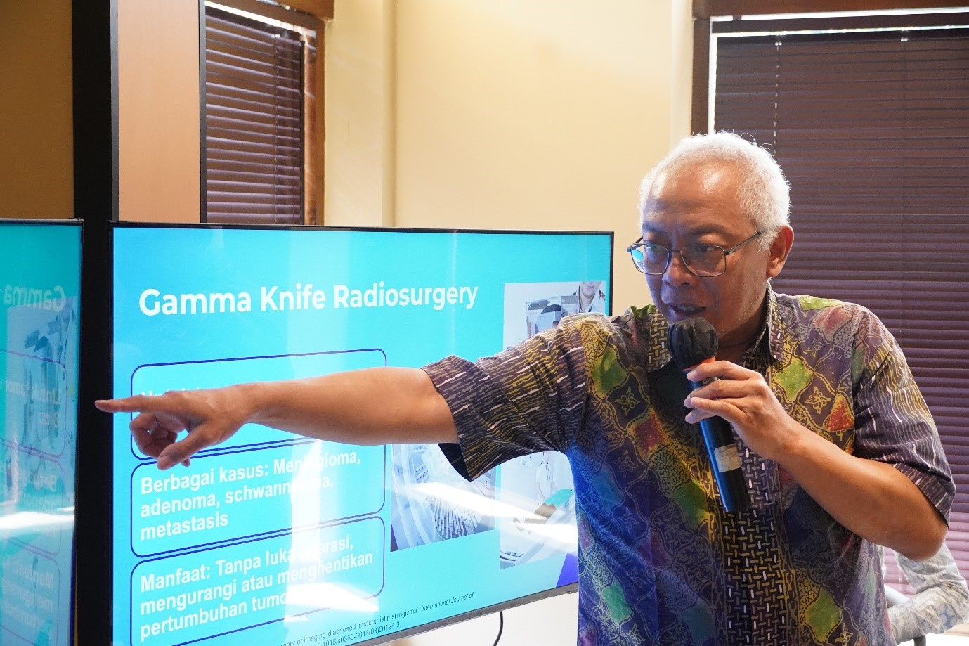dr. Moch. Evodia Slamet R, Sp.BS